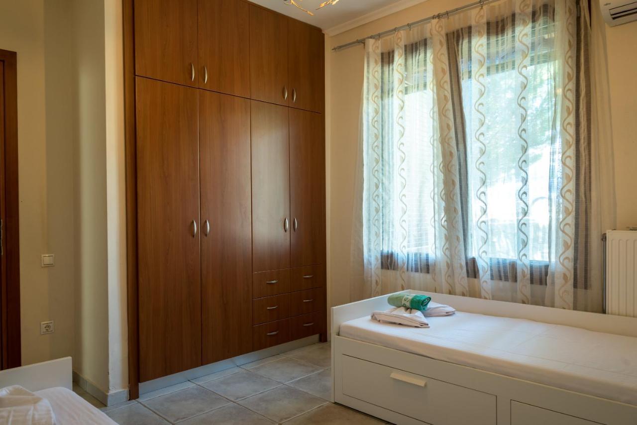 Blue Thea Luxury Villa In Afitos المظهر الخارجي الصورة