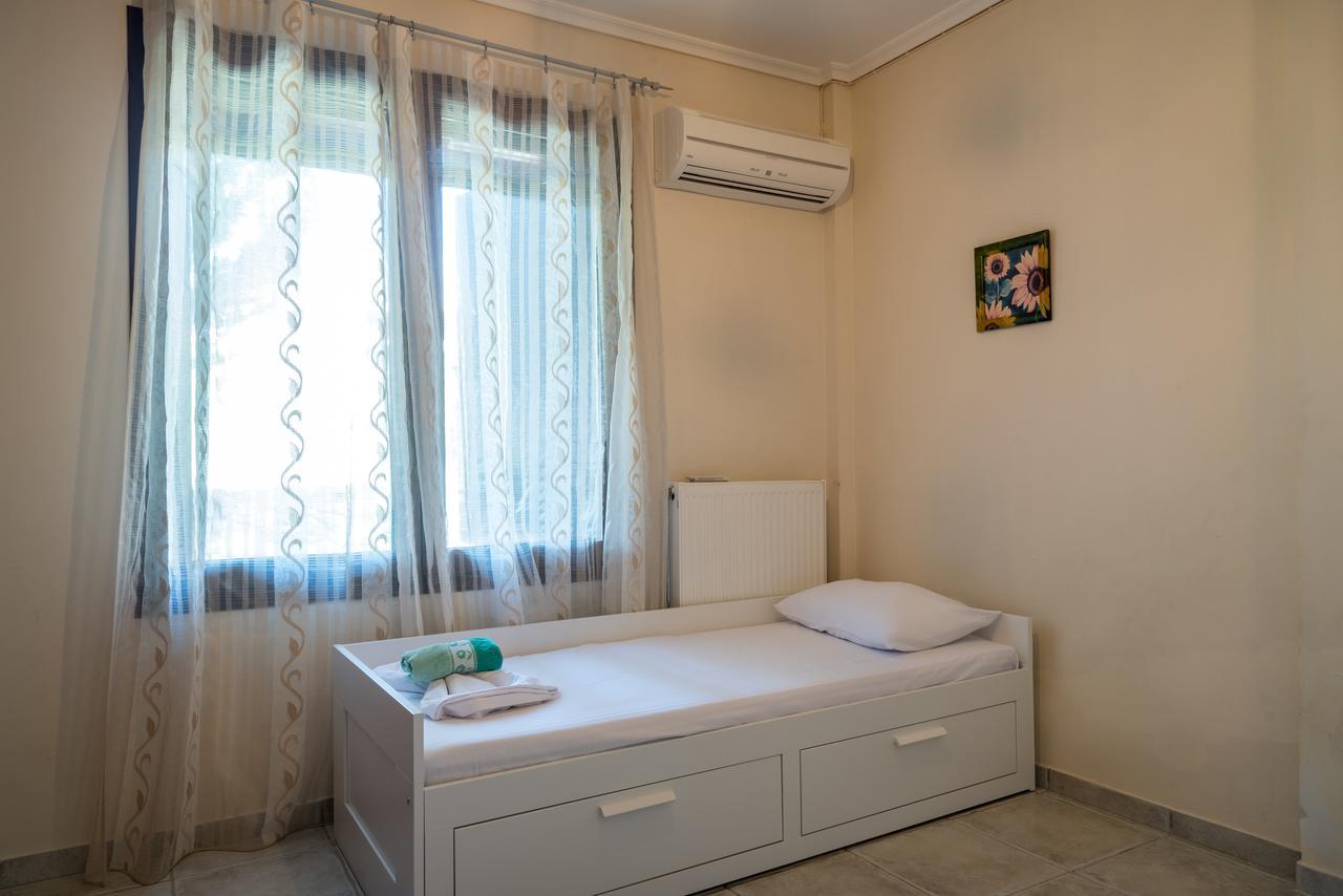 Blue Thea Luxury Villa In Afitos المظهر الخارجي الصورة