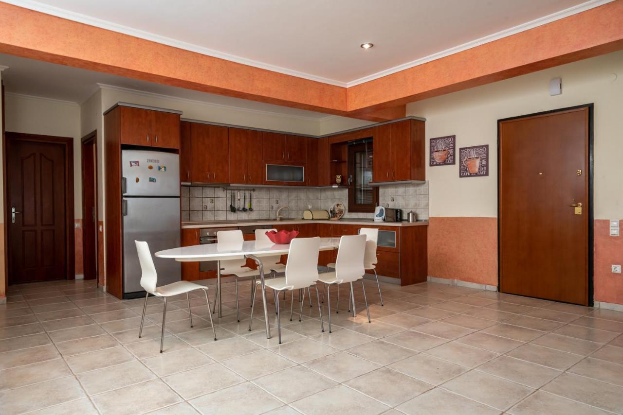 Blue Thea Luxury Villa In Afitos المظهر الخارجي الصورة