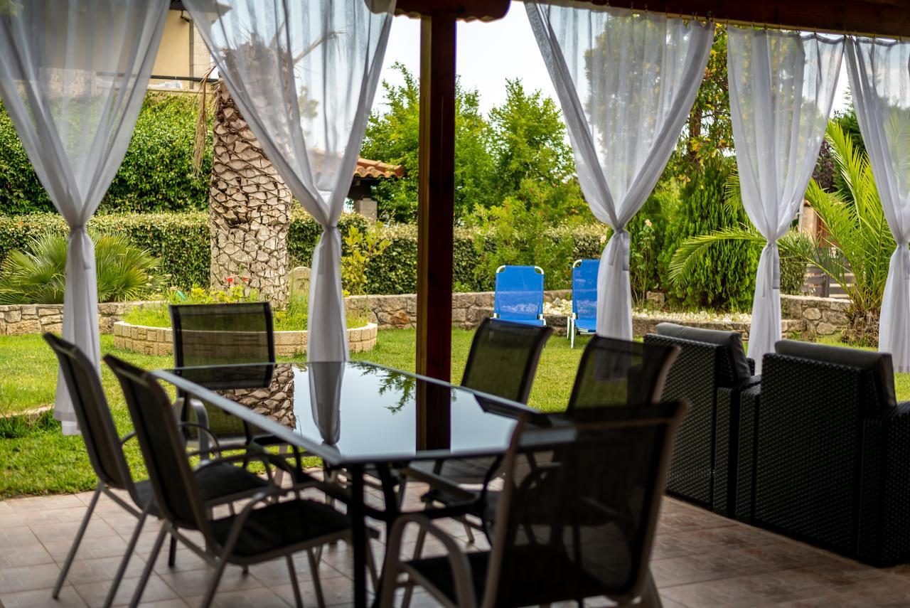 Blue Thea Luxury Villa In Afitos المظهر الخارجي الصورة
